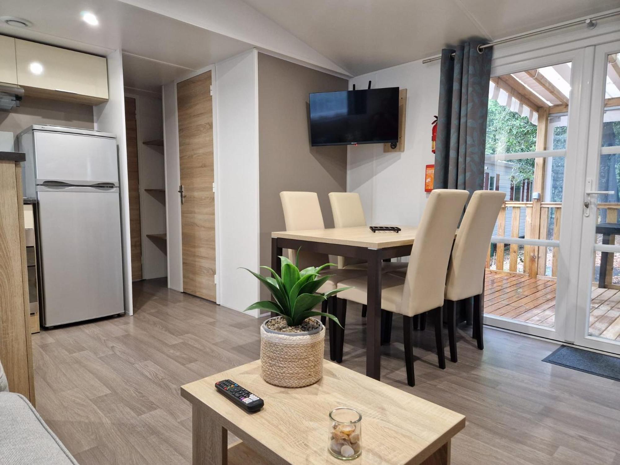 Mobil Home Tout Confort 3 Chambres Camping Les Pierres Couchees Saint-Brevin-les-Pins Exterior photo